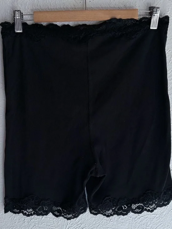 Free People Harlow Lace Trim Bike Shorts Black Sz XL - Picture 3 of 5